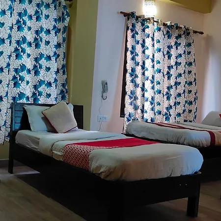 Hotel August International Pokhara Exterior photo