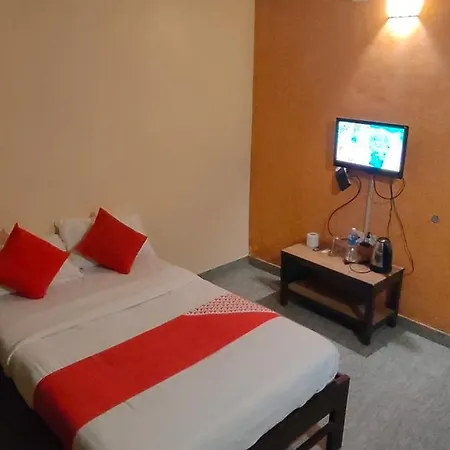 Hotel August International Pokhara Exterior photo