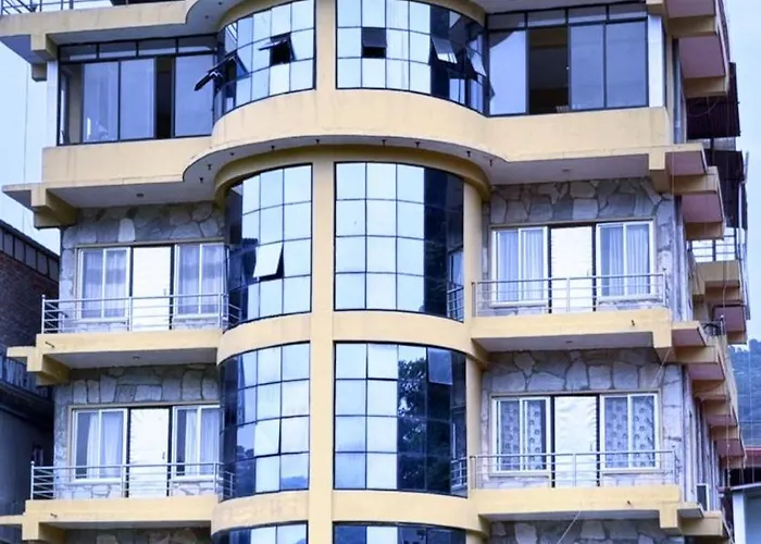 Hotel August International