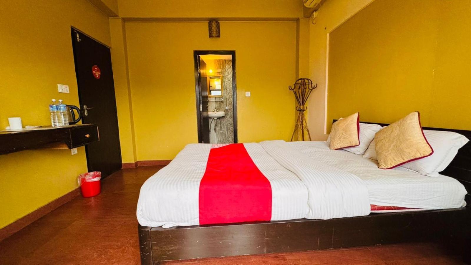 August International Hotel 2*