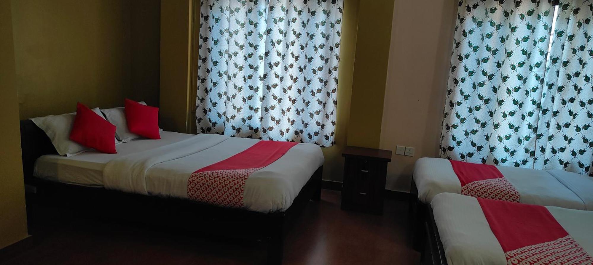August International Hotel