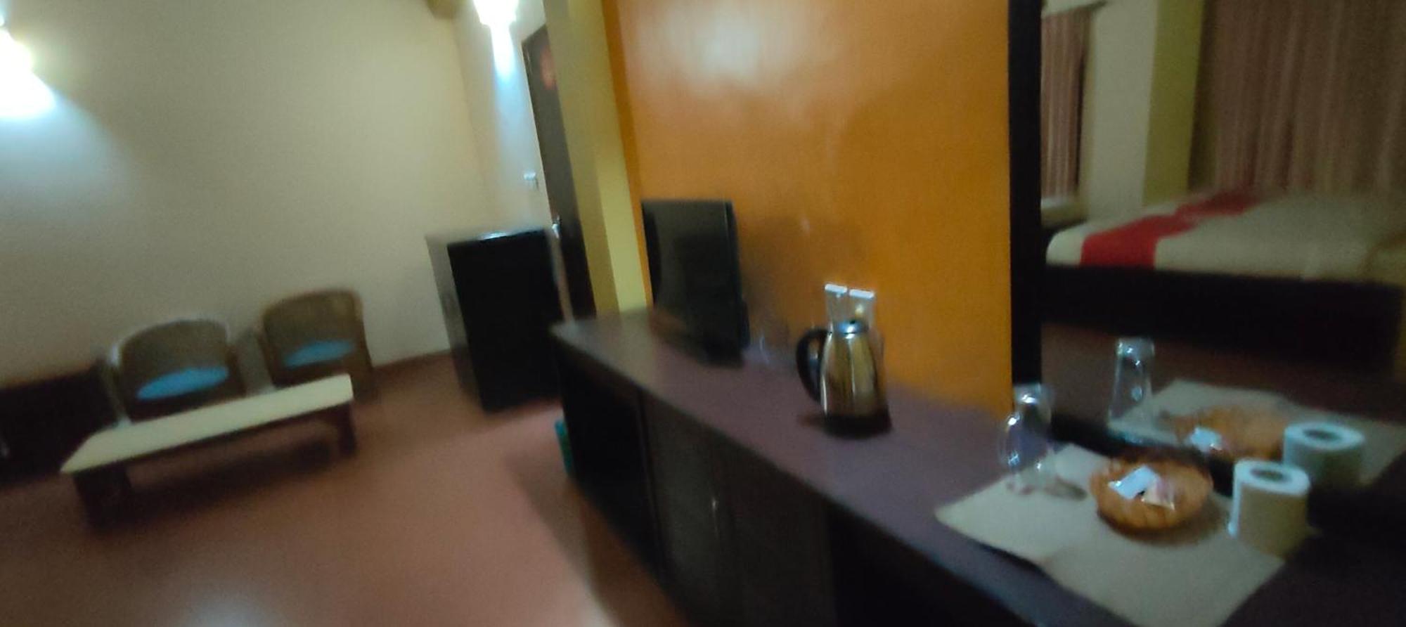 Hotel August International 2*