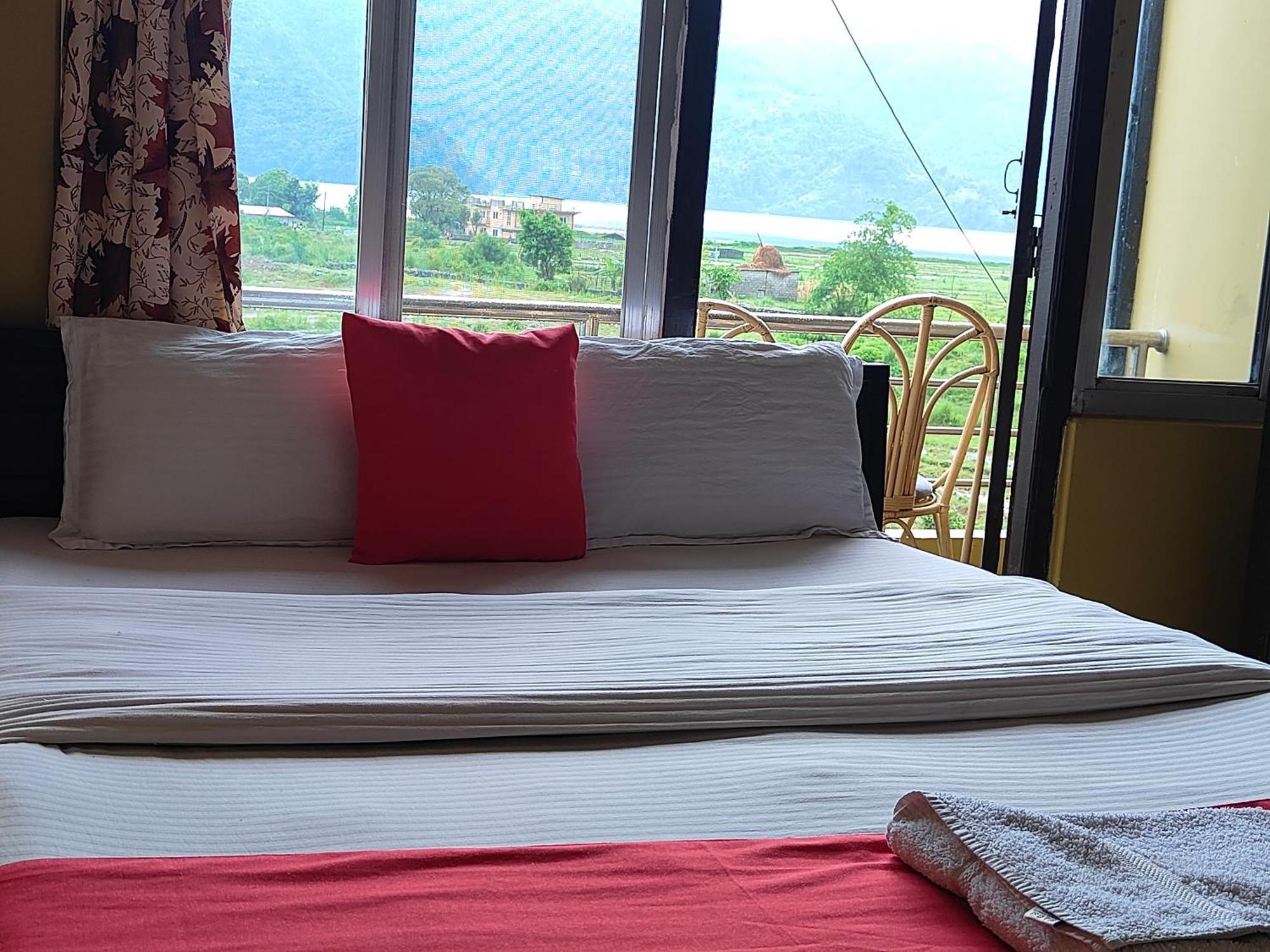 होटल August International Pokhara